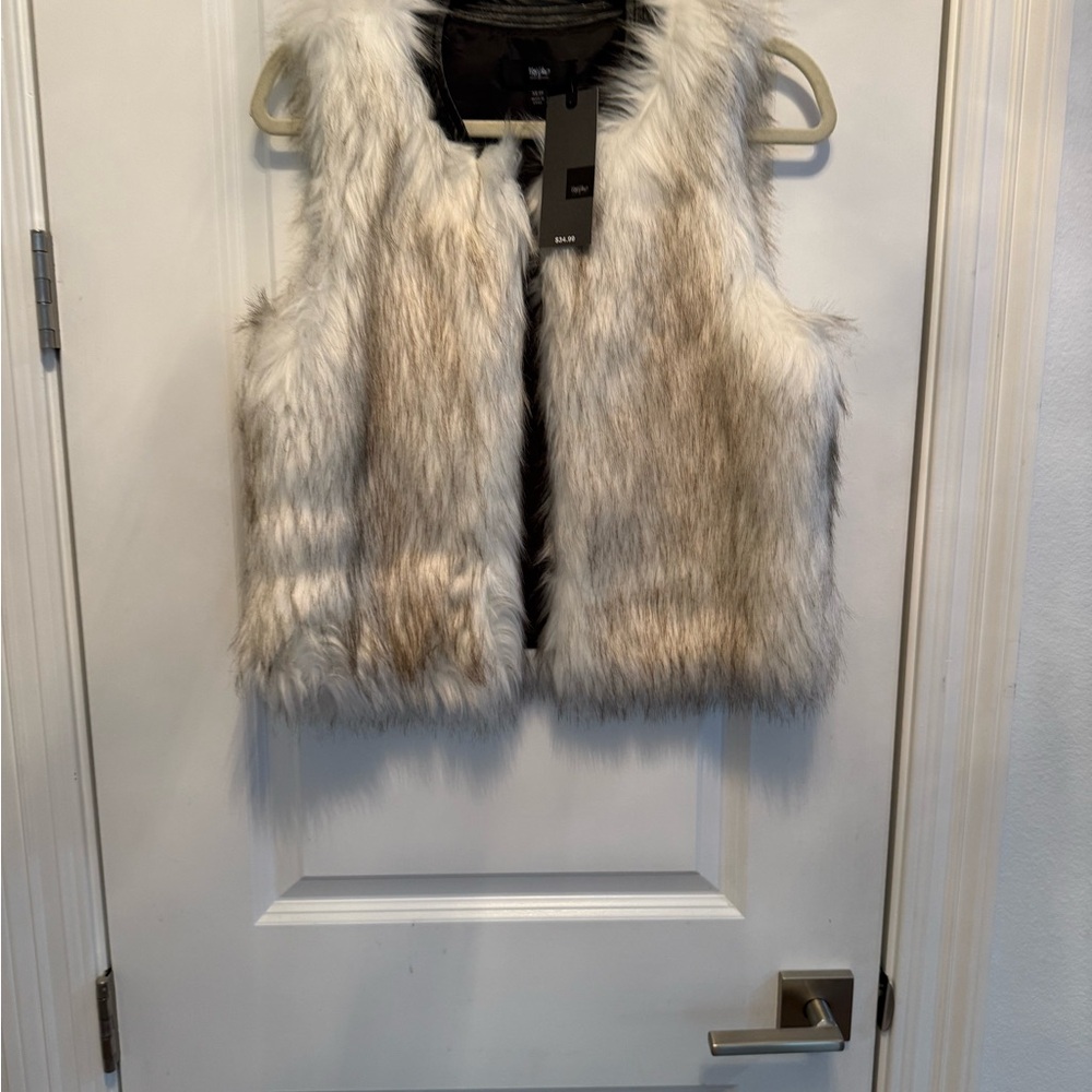 NWT!  Missoni Target Cream Faux Fur Vest XS